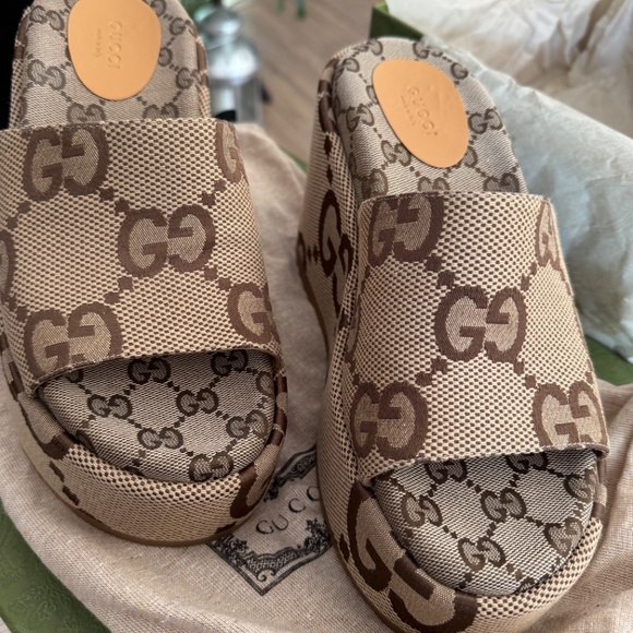 Gucci Wedges - Picture 2 of 6
